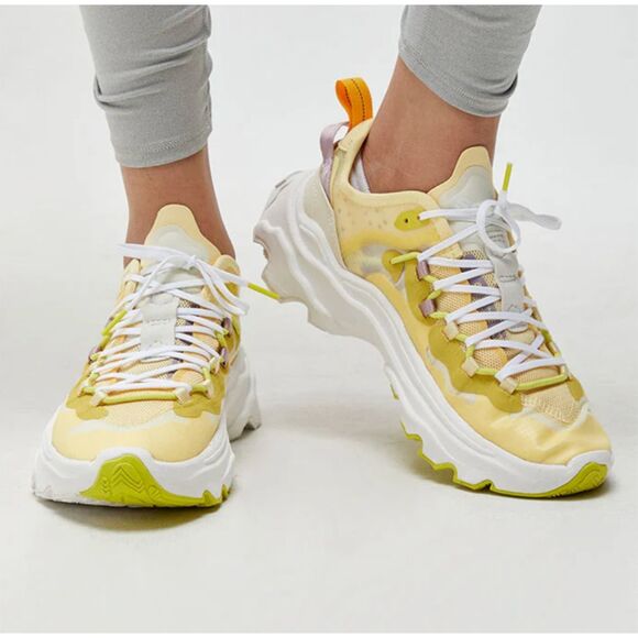 Sorel Women's Kinetic Breakthru Tech Lace Sneaker Yellow Athletic Shoe Size 7 - Picture 1 of 8
